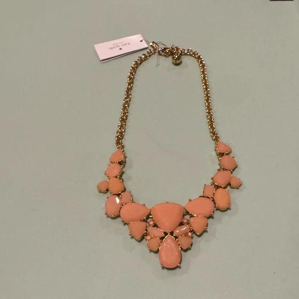 NWT Kate Spade Women’s Chunky Peach Stone‎ Statement Necklace 12K Gold Plated